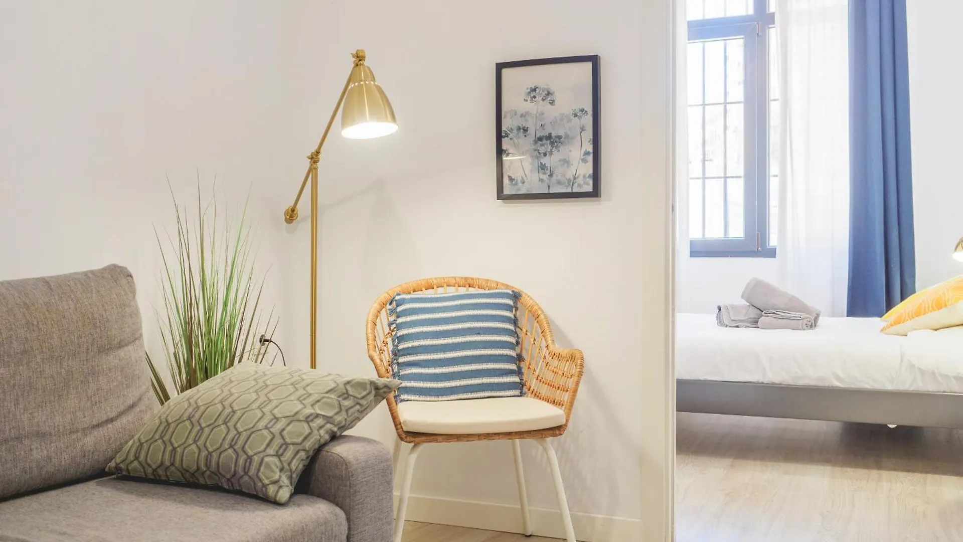 Cubo'S Malaga Center El Molinillo Apartment