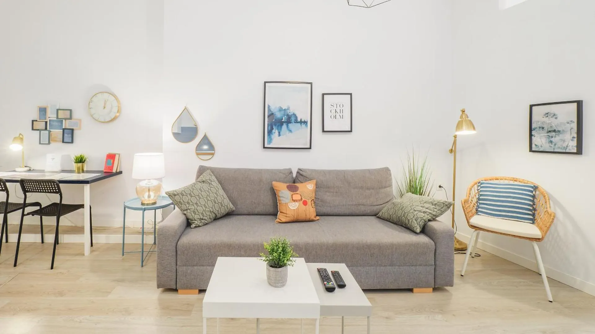 Cubo'S Malaga Center El Molinillo Apartment
