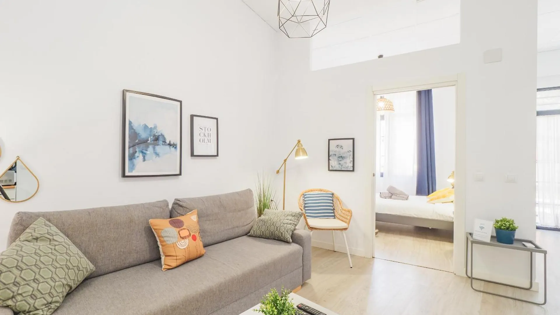 Cubo'S Malaga Center El Molinillo Apartment