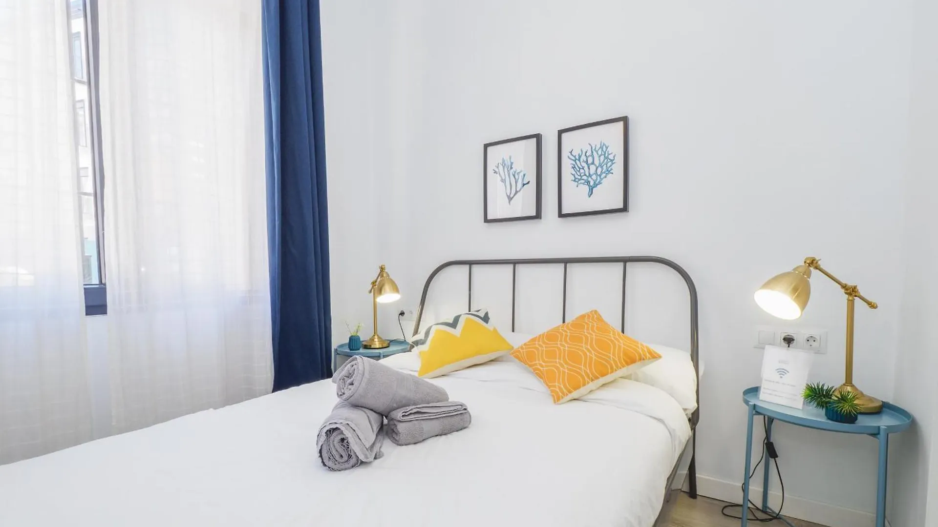 Cubo'S Malaga Center El Molinillo Lägenhet
